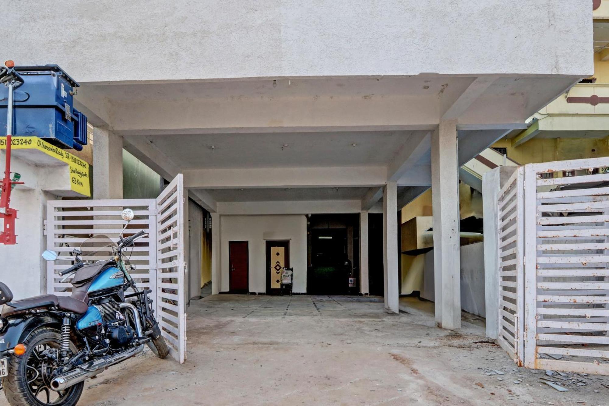 Hotel O Outer Inn Hyderabad Exterior photo